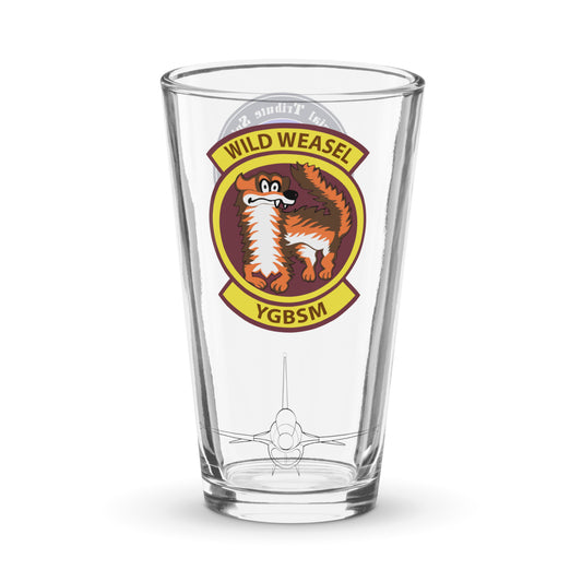 F-16 Viper beer glass featuring Wild Weasel YGBSM patch with weasel mascot and fighter jet silhouette - aviation gift for Air Force pilots and veterans